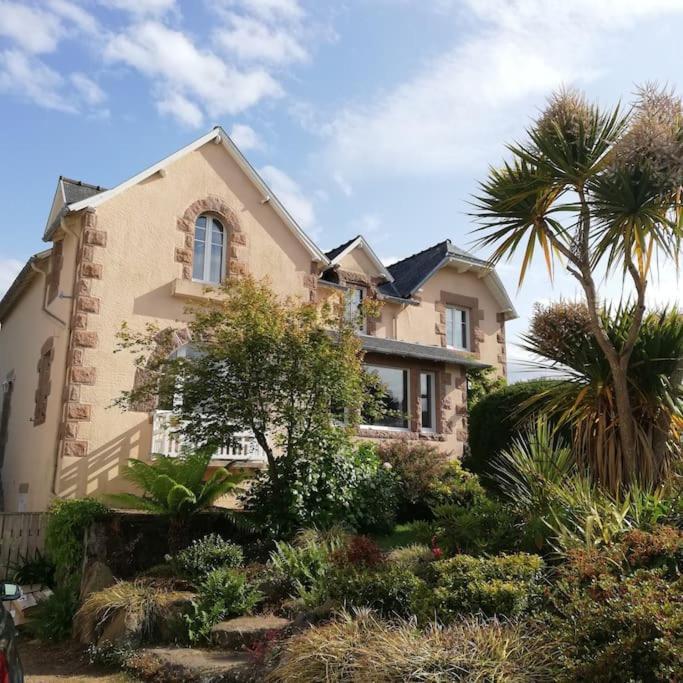 Maison - Villa Bord De Mer, Cote De Granit Rose Perros-Guirec Esterno foto